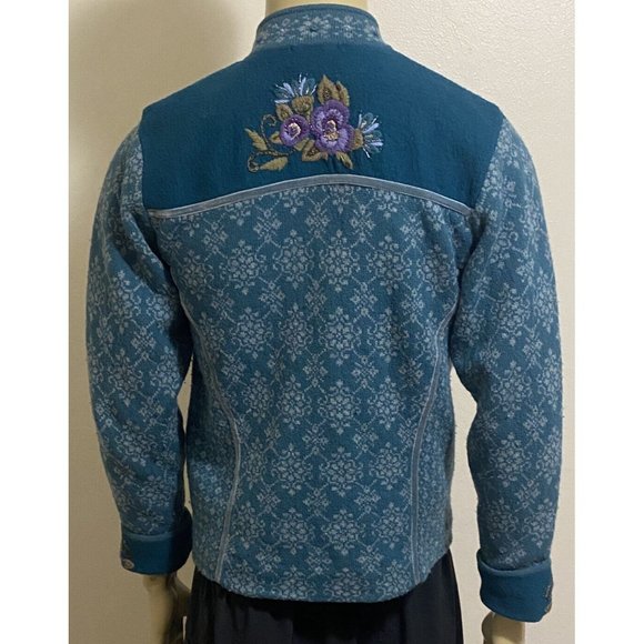 Icelandic Design Women's Full Zip Medium Floral Embroidered Sweater Blue Gray - Picture 8 of 11